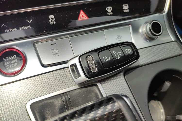 Used Audi A6 2020 allroad quattro Explorer 55 TFSI Prestige Off-Road Model Vehicle Key