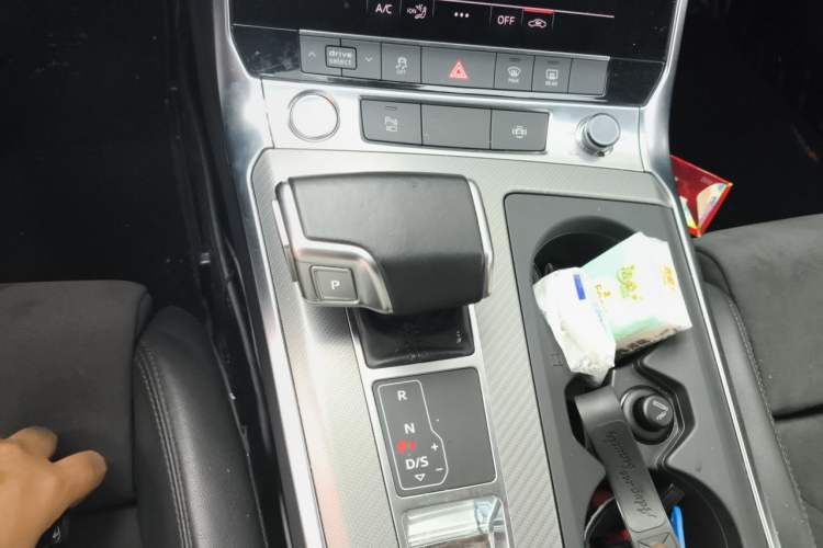 Used Audi A6 2020 Avant Futurist 45 TFSI Prestige Dynamic Edition Gear Lever