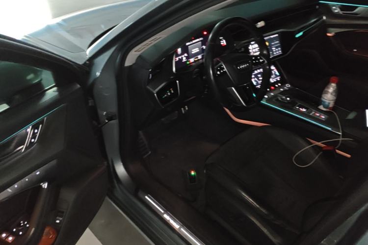 Used Audi A6 2020 allroad quattro Explorer 55 TFSI Prestige Off-Road Model Driver Seat