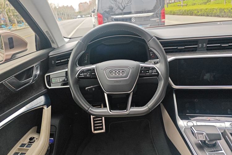 Used Audi A6 2020 allroad quattro Explorer 55 TFSI Prestige Off-Road Model Steering Wheel