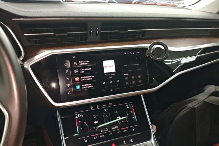 Used Audi A6 2021 allroad quattro Explorer 55 TFSI Prestige Off-Road Model Audio And AC Panel