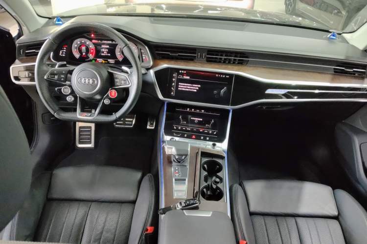 Used Audi A6 2021 allroad quattro Explorer 55 TFSI Prestige Off-Road Model Center Console