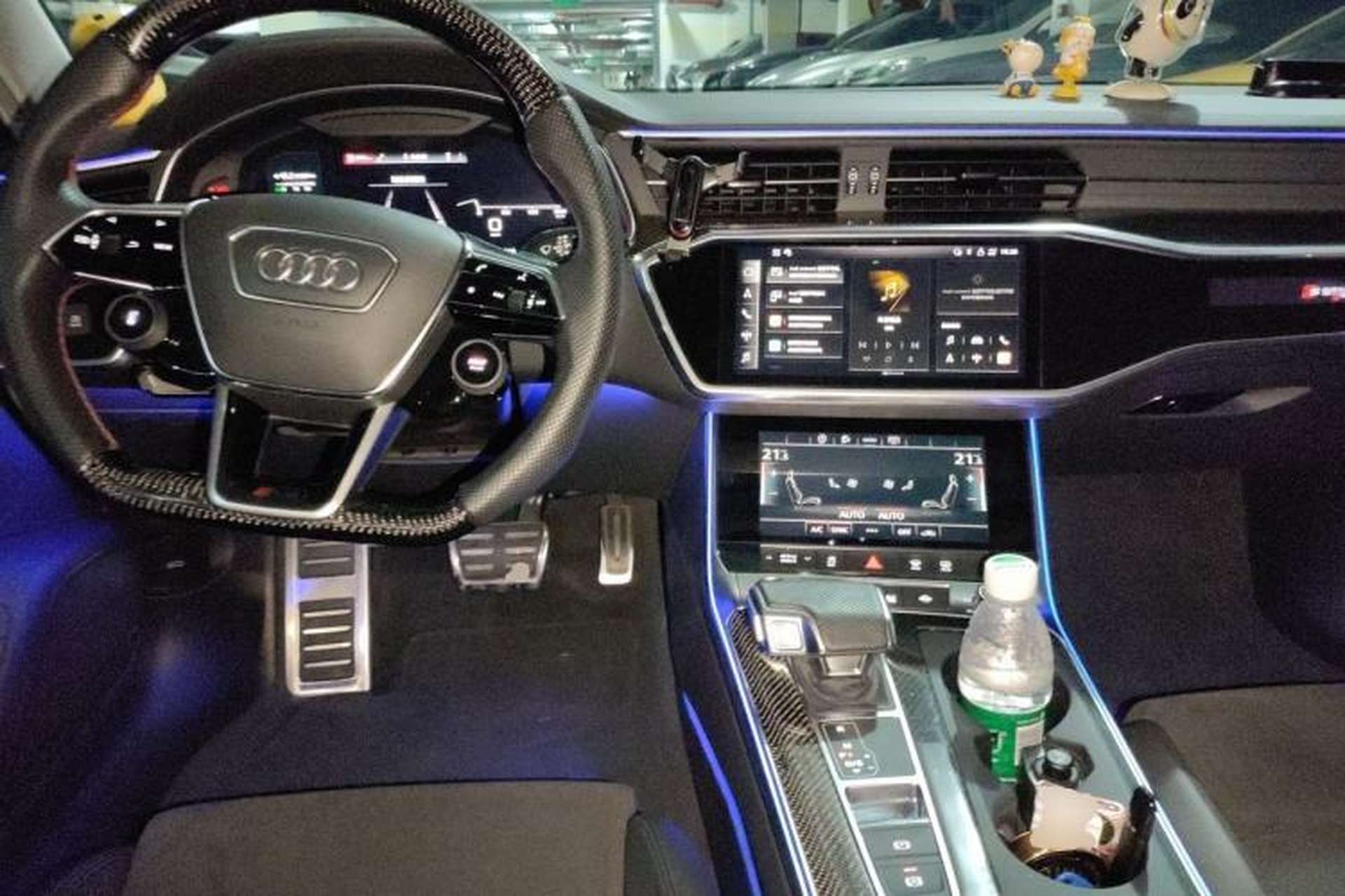 Used Audi A6 2021 Avant Avant-garde 45 TFSI Prestige Dynamic Edition Center Console