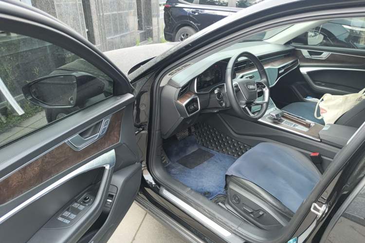 Used Audi A6 2021 allroad quattro Explorer 55 TFSI Prestige Off-Road Model Driver Seat