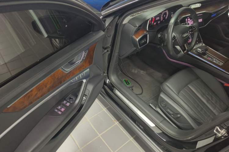 Used Audi A6 2021 allroad quattro Explorer 55 TFSI Prestige Off-Road Model Driver Seat