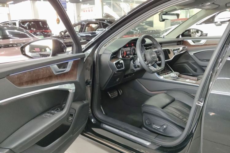 Used Audi A6 2021 allroad quattro Explorer 55 TFSI Prestige Off-Road Model Driver Seat