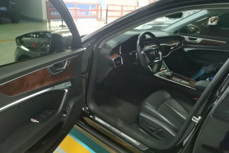 Used Audi A6 2021 allroad quattro Explorer 55 TFSI Prestige Off-Road Model Driver Seat