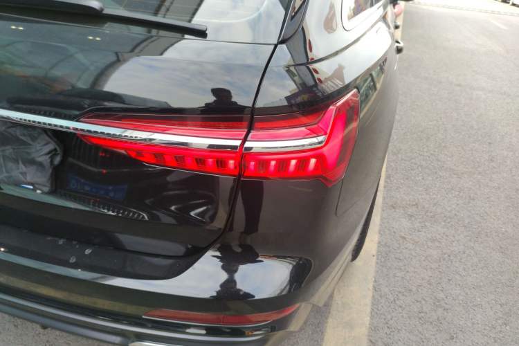 Used Audi A6 2021 Avant Avant-garde 45 TFSI Prestige Dynamic Edition Exterior 3