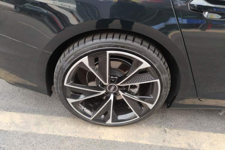 Used Audi A6 2021 Avant Avant-garde 45 TFSI Prestige Dynamic Edition Exterior 5