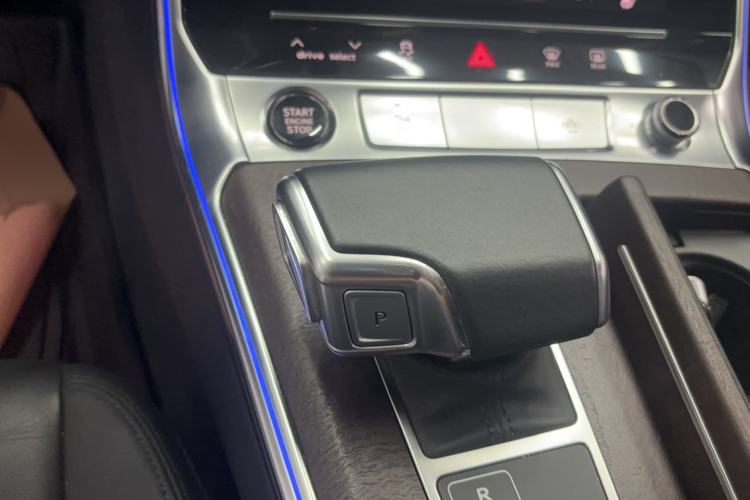 Used Audi A6 2021 allroad quattro Explorer 55 TFSI Prestige Off-Road Model Gear Lever