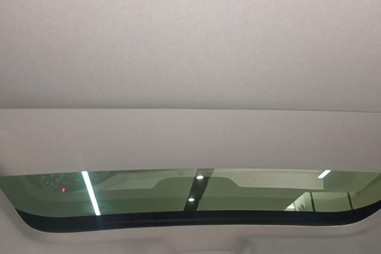 Used Audi A6 2021 allroad quattro Explorer 55 TFSI Prestige Off-Road Model Headliner