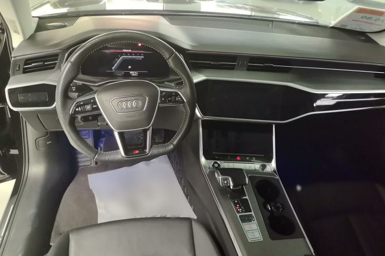 Used Audi A6 2021 allroad quattro Explorer 55 TFSI Prestige Off-Road Model Interior 3