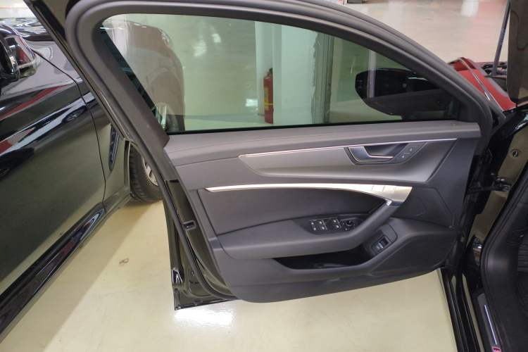 Used Audi A6 2021 Avant Avant-garde 45 TFSI Prestige Dynamic Edition Left Front Door Interior