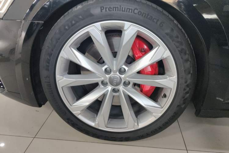 Used Audi A6 2021 allroad quattro Explorer 55 TFSI Prestige Off-Road Model Left Front Wheel Hub