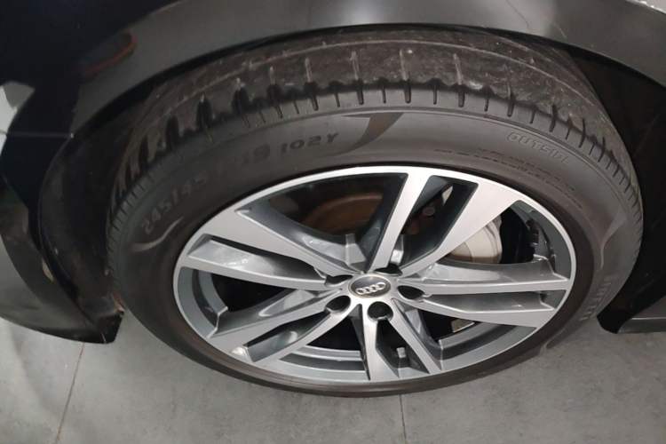 Used Audi A6 2021 Avant Avant-garde 45 TFSI Prestige Dynamic Edition Left Front Wheel Hub