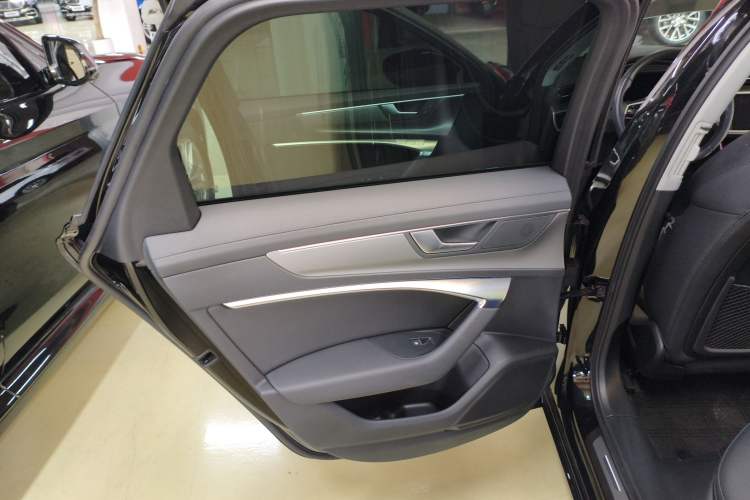 Used Audi A6 2021 Avant Avant-garde 45 TFSI Prestige Dynamic Edition Left Rear Door Interior