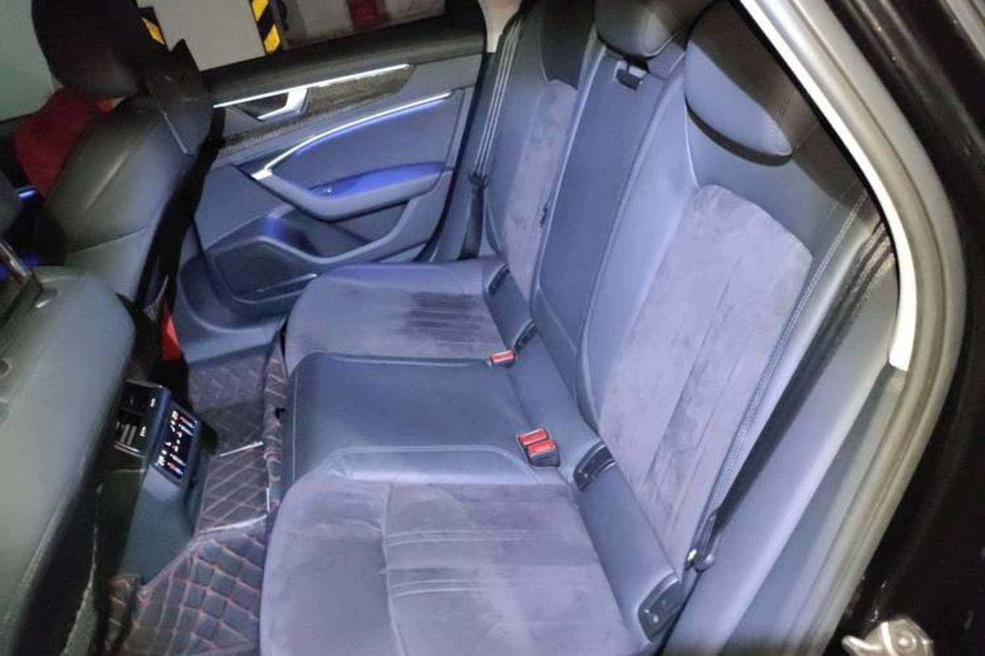 Used Audi A6 2021 Avant Avant-garde 45 TFSI Prestige Dynamic Edition Left Rear Seat