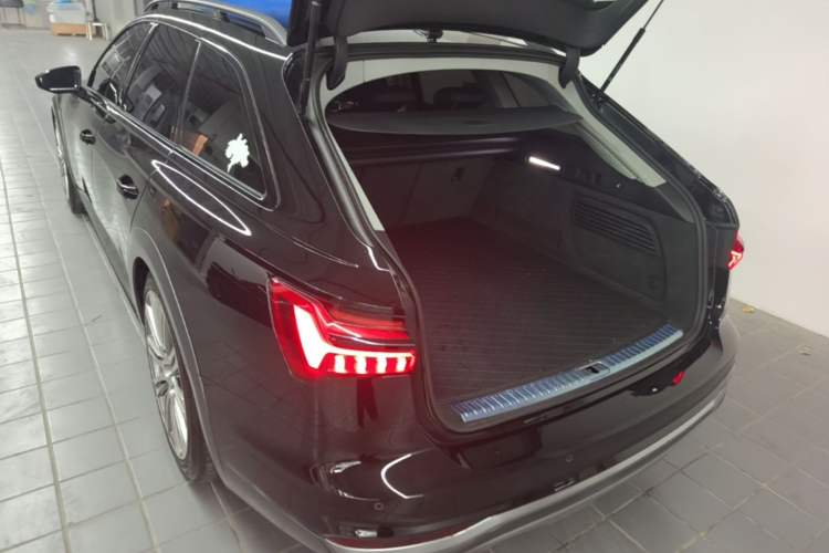 Used Audi A6 2021 allroad quattro Explorer 55 TFSI Prestige Off-Road Model Rear Left 45 Deg