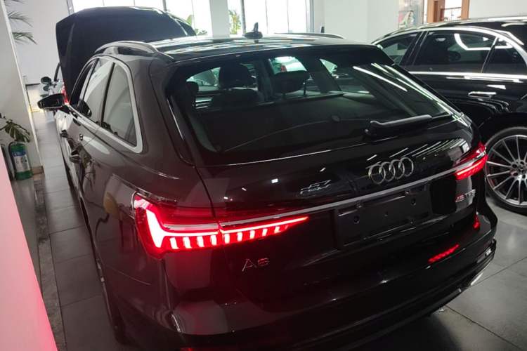 Used Audi A6 2021 Avant Avant-garde 45 TFSI Prestige Dynamic Edition Rear Left 45 Deg