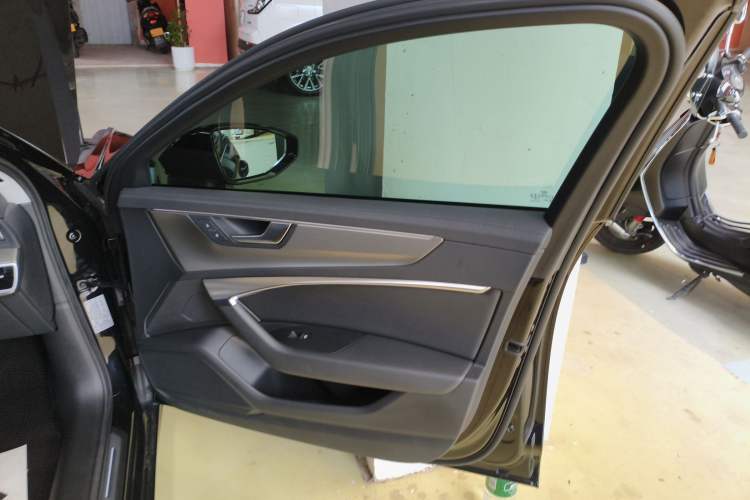 Used Audi A6 2021 Avant Avant-garde 45 TFSI Prestige Dynamic Edition Right Front Door Interior