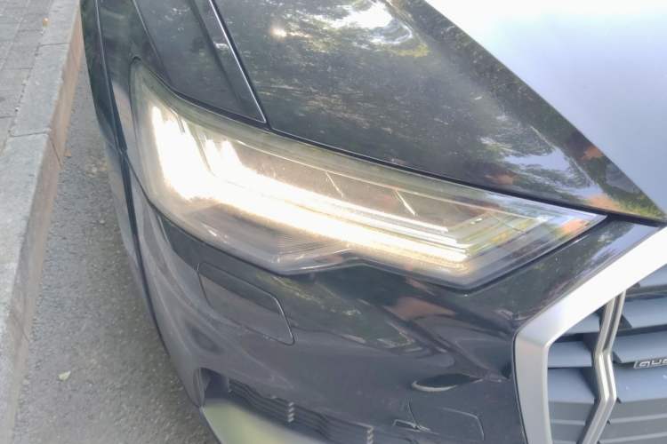 Used Audi A6 2021 allroad quattro Explorer 55 TFSI Prestige Off-Road Model Right Front Headlight