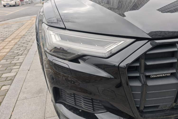 Used Audi A6 2021 allroad quattro Explorer 55 TFSI Prestige Off-Road Model Right Front Headlight