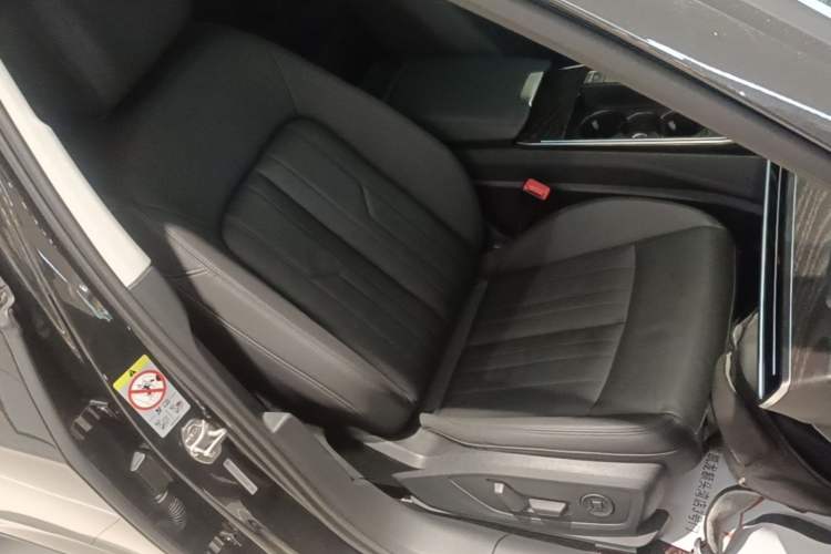 Used Audi A6 2021 allroad quattro Explorer 55 TFSI Prestige Off-Road Model Right Front Seat