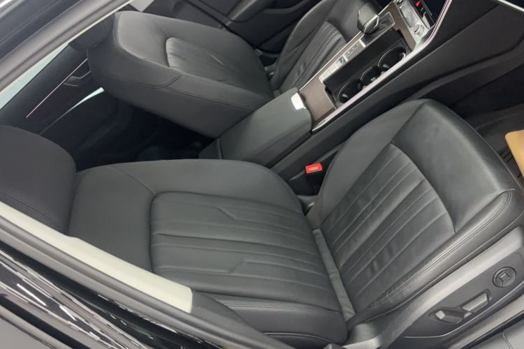 Used Audi A6 2021 allroad quattro Explorer 55 TFSI Prestige Off-Road Model Right Front Seat