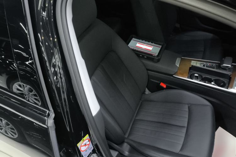 Used Audi A6 2021 allroad quattro Explorer 55 TFSI Prestige Off-Road Model Right Front Seat