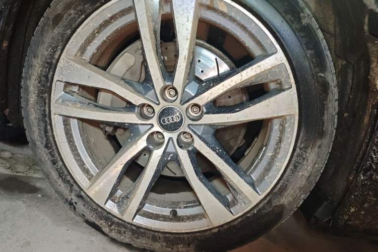 Used Audi A6 2021 Avant Avant-garde 45 TFSI Prestige Dynamic Edition Right Front Wheel Hub
