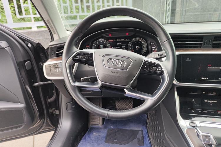 Used Audi A6 2021 allroad quattro Explorer 55 TFSI Prestige Off-Road Model Steering Wheel