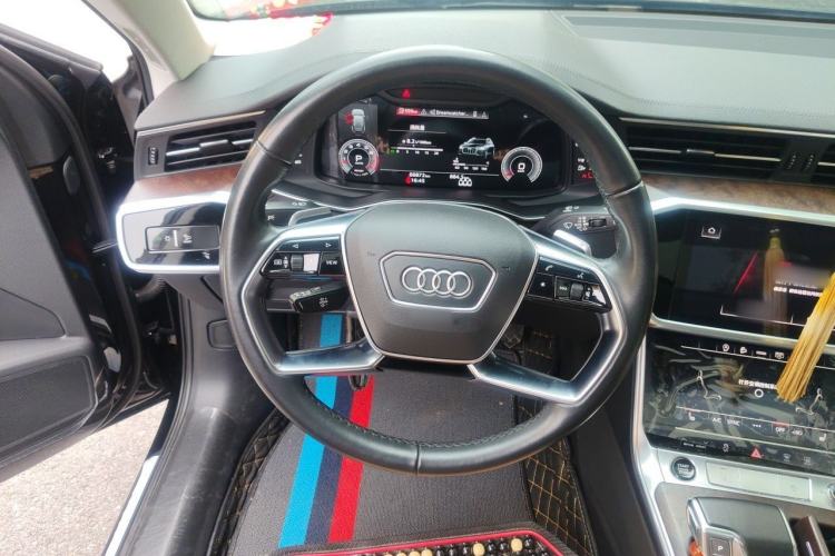 Used Audi A6 2021 allroad quattro Explorer 55 TFSI Prestige Off-Road Model Steering Wheel