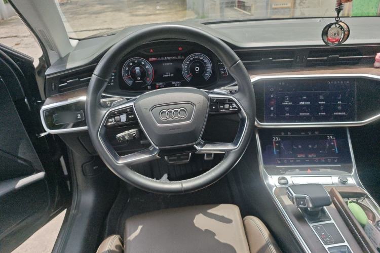 Used Audi A6 2021 allroad quattro Explorer 55 TFSI Prestige Off-Road Model Steering Wheel