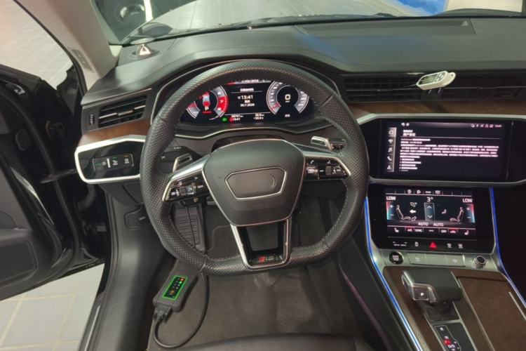 Used Audi A6 2021 allroad quattro Explorer 55 TFSI Prestige Off-Road Model Steering Wheel