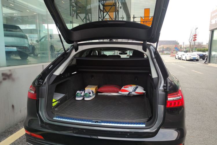 Used Audi A6 2021 Avant Avant-garde 45 TFSI Prestige Dynamic Edition Trunk