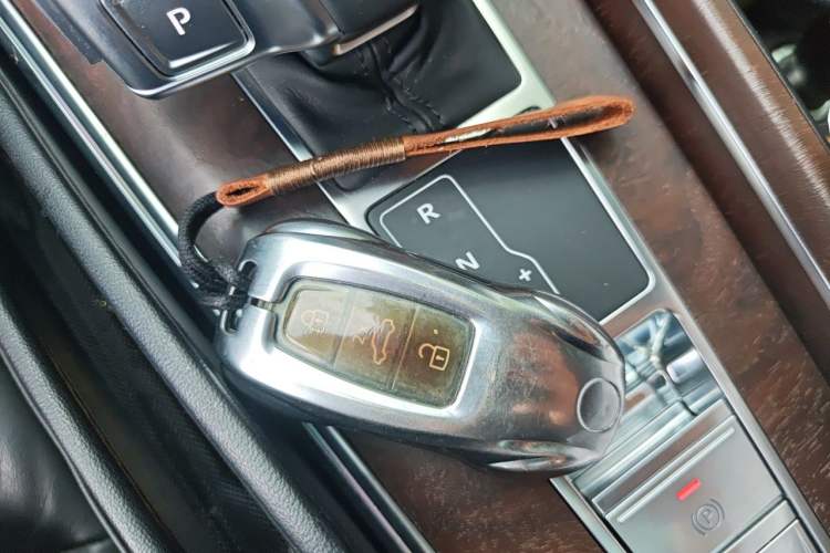 Used Audi A6 2021 allroad quattro Explorer 55 TFSI Prestige Off-Road Model Vehicle Key
