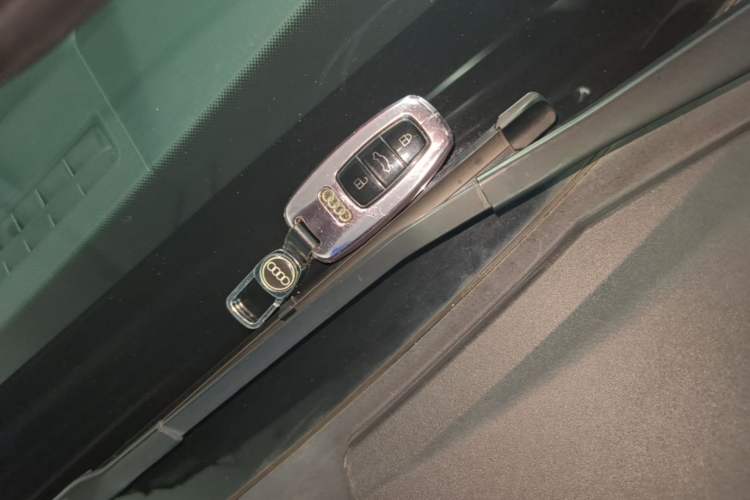 Used Audi A6 2021 allroad quattro Explorer 55 TFSI Prestige Off-Road Model Vehicle Key