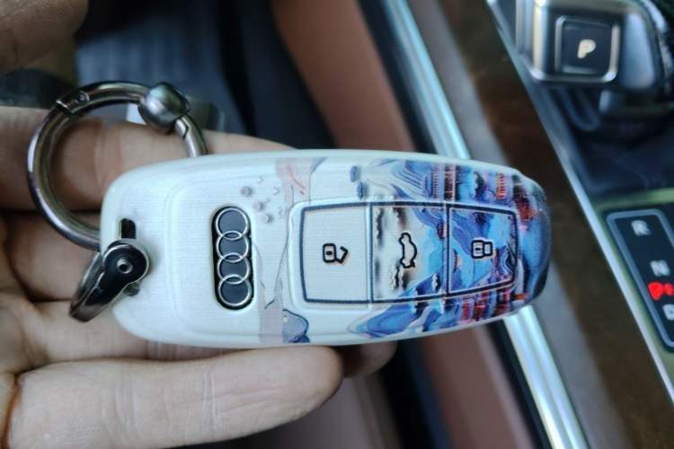 Used Audi A6 2021 allroad quattro Explorer 55 TFSI Prestige Off-Road Model Vehicle Key