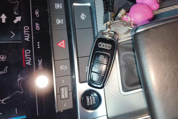 Used Audi A6 2021 Avant Avant-garde 45 TFSI Prestige Dynamic Edition Vehicle Key