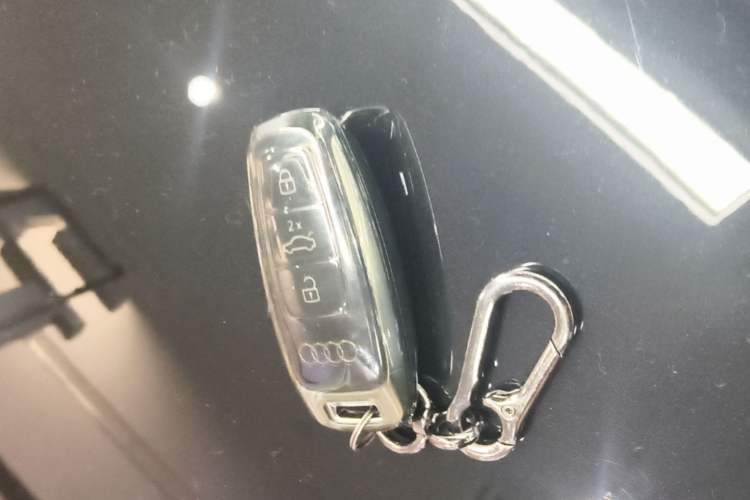 Used Audi A6 2021 allroad quattro Explorer 55 TFSI Prestige Off-Road Model Vehicle Key