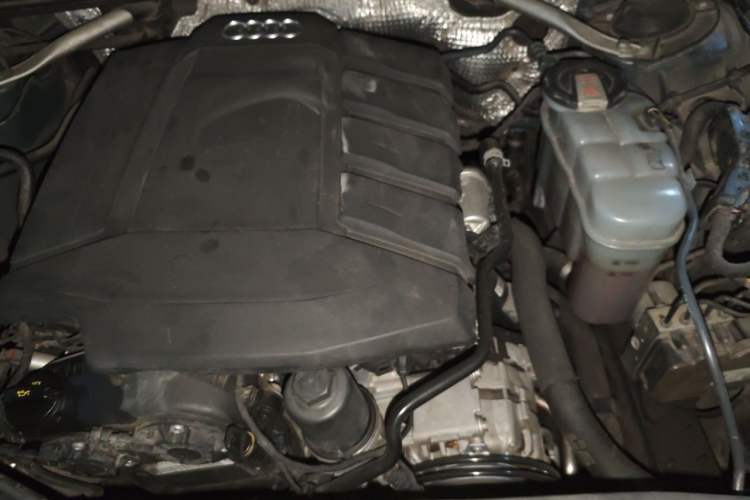Used Audi A6 2021 Avant Avant-garde 45 TFSI Prestige Dynamic Edition Engine Bay Left