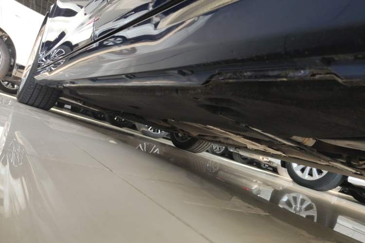 Used Audi A6 2021 Avant Avant-garde 45 TFSI Prestige Dynamic Edition Left Side Sill