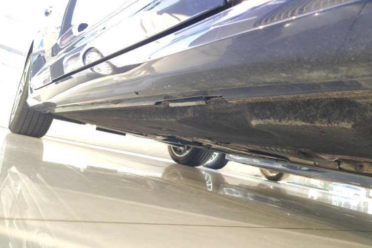 Used Audi A6 2021 Avant Avant-garde 45 TFSI Prestige Dynamic Edition Right Side Sill