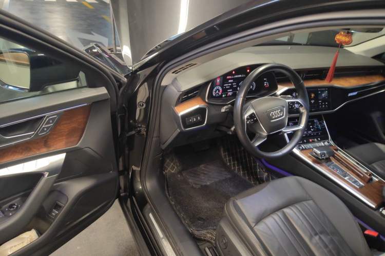 Used Audi A6 2021 allroad quattro Explorer 55 TFSI Prestige Off-Road Model Driver Seat