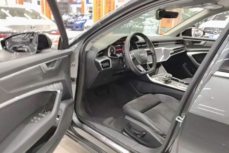 Used Audi A6 2021 Avant Avant-garde 45 TFSI Prestige Dynamic Edition Driver Seat