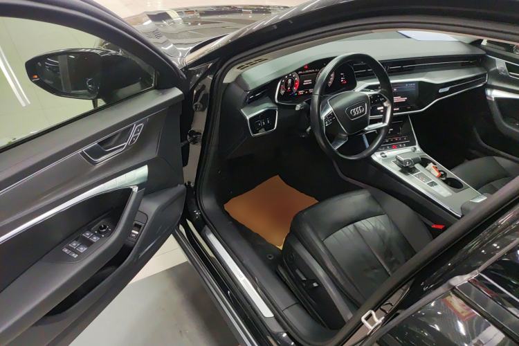 Used Audi A6 2021 allroad quattro Explorer 55 TFSI Prestige Off-Road Model Driver Seat