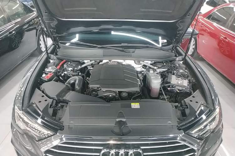 Used Audi A6 2021 Avant Avant-garde 45 TFSI Prestige Dynamic Edition Engine Bay