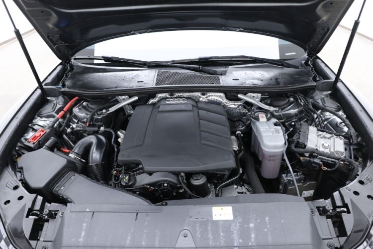 Used Audi A6 2021 Avant Avant-garde 45 TFSI Prestige Dynamic Edition Engine Bay