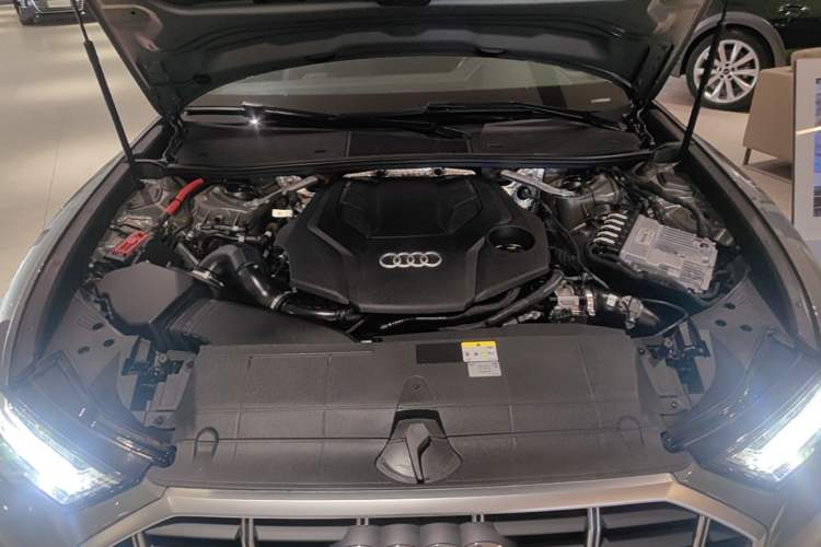 Used Audi A6 2021 allroad quattro Explorer 55 TFSI Prestige Off-Road Model Engine Bay