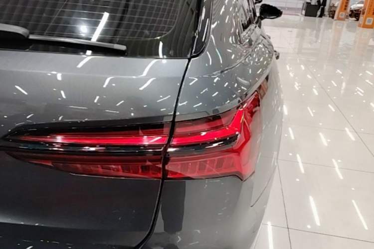 Used Audi A6 2021 Avant Avant-garde 45 TFSI Prestige Dynamic Edition Exterior 3